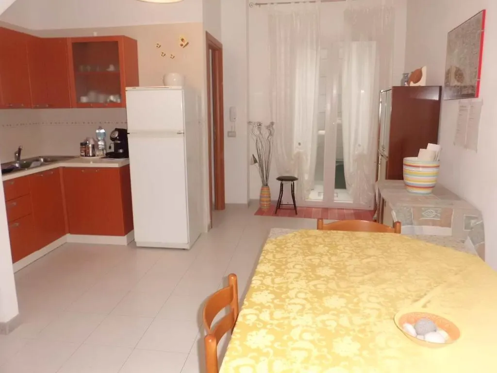 Le Pavoncelle Guest House Sant'Antioco 0*,  Italy