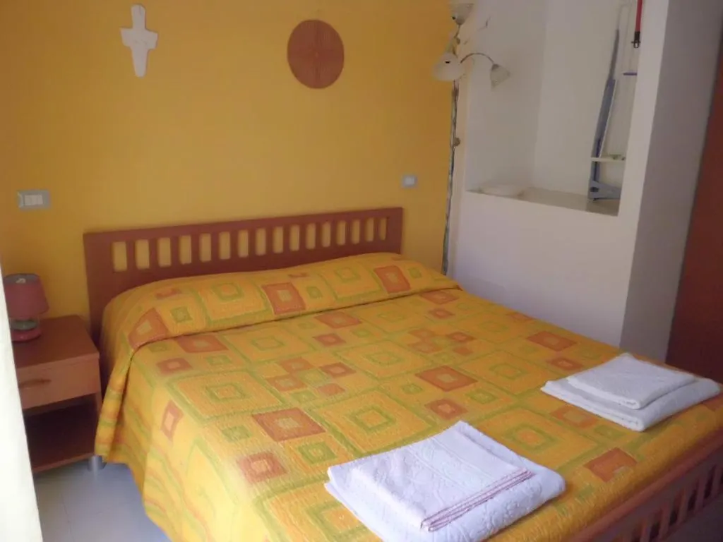 Le Pavoncelle Guest House Sant'Antioco Italy