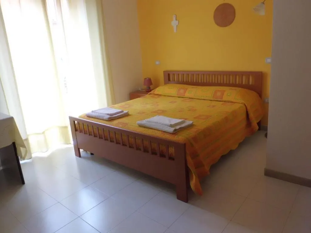 Le Pavoncelle Guest House Sant'Antioco 0*,  Italy